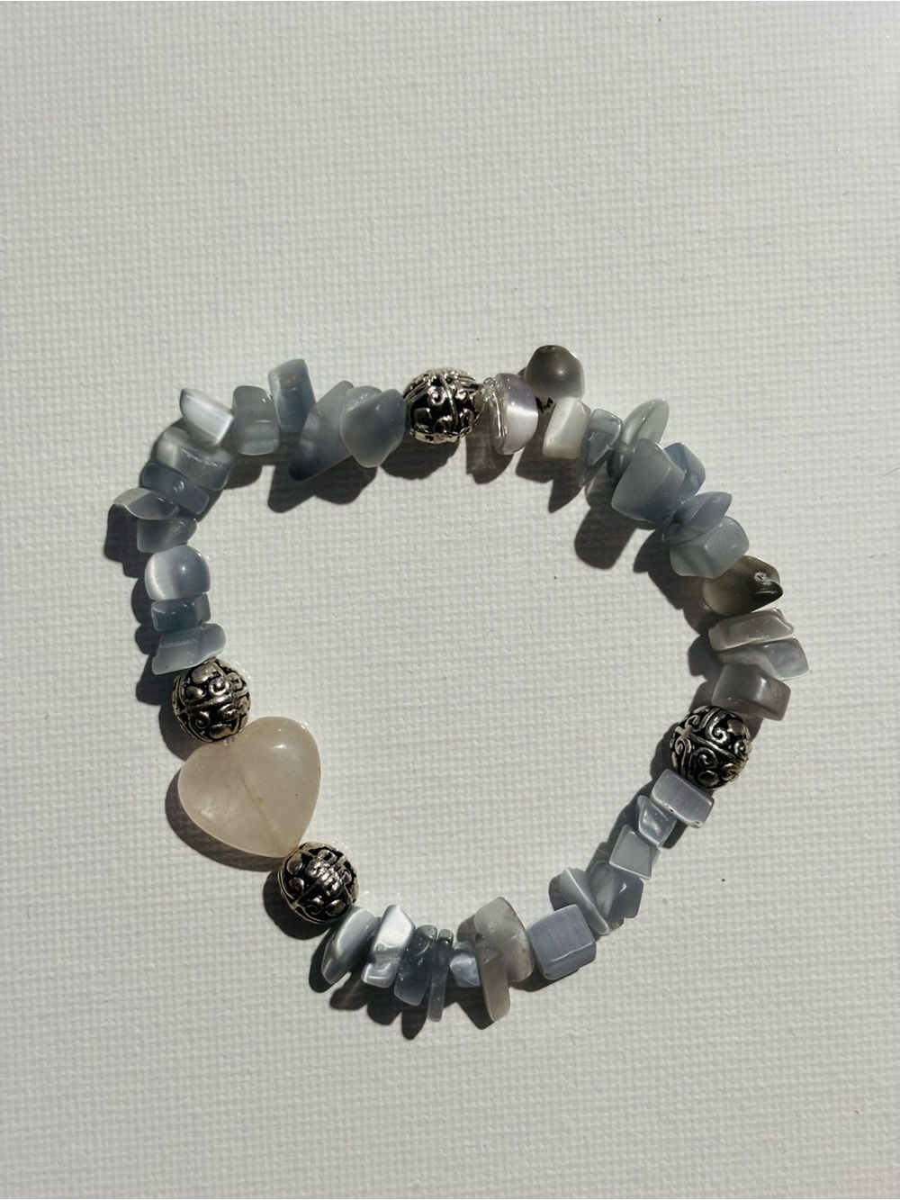 Handcrafted Gray Stone Heart Stretch Bracelet
